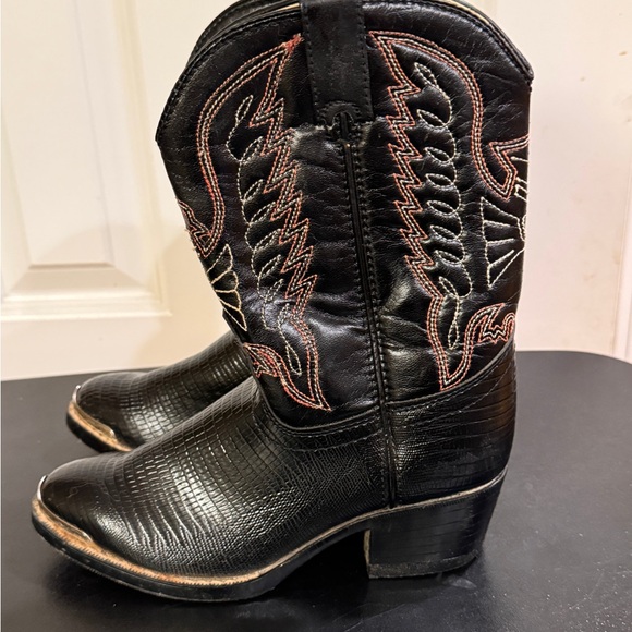 Durango youth 1.5 BT 840 black boots